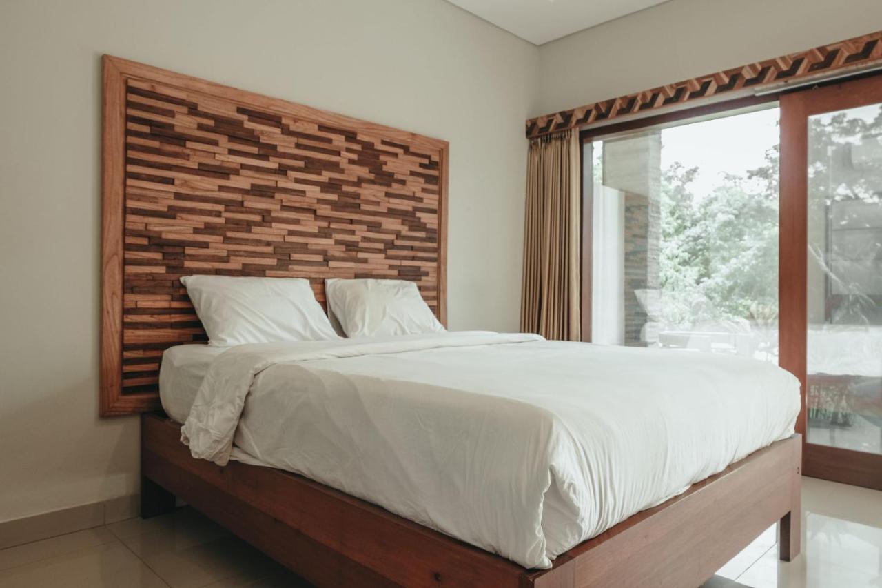 Sekar Arum Riverside Resort In Canggu ทานาล็อต ภายนอก รูปภาพ