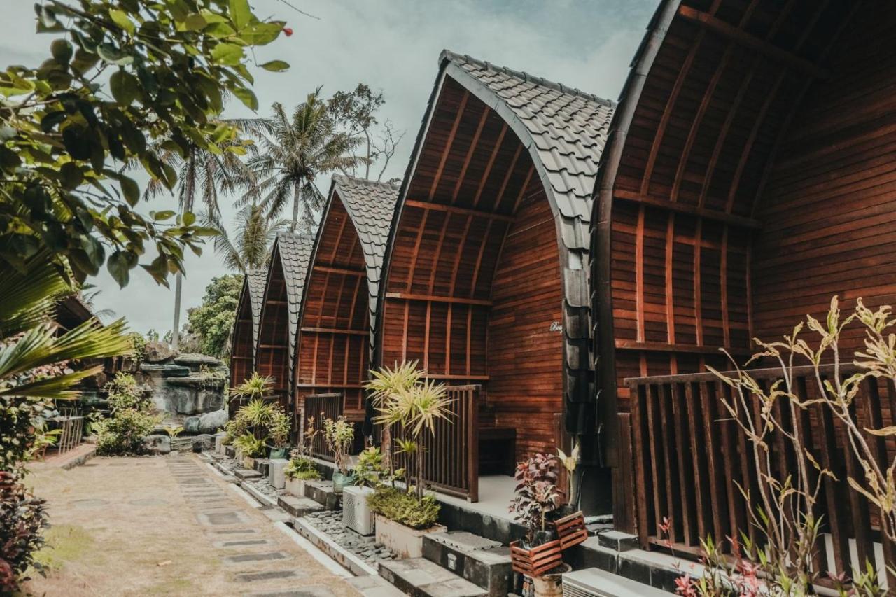 Sekar Arum Riverside Resort In Canggu ทานาล็อต ภายนอก รูปภาพ