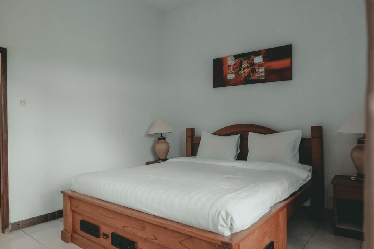 Sekar Arum Riverside Resort In Canggu ทานาล็อต ภายนอก รูปภาพ