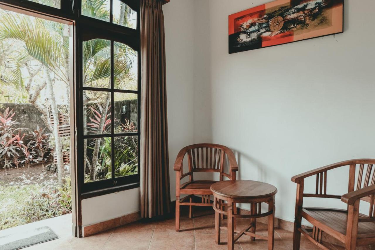Sekar Arum Riverside Resort In Canggu ทานาล็อต ภายนอก รูปภาพ