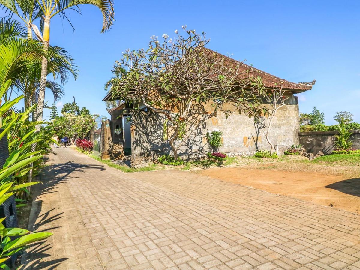 Sekar Arum Riverside Resort In Canggu ทานาล็อต ภายนอก รูปภาพ
