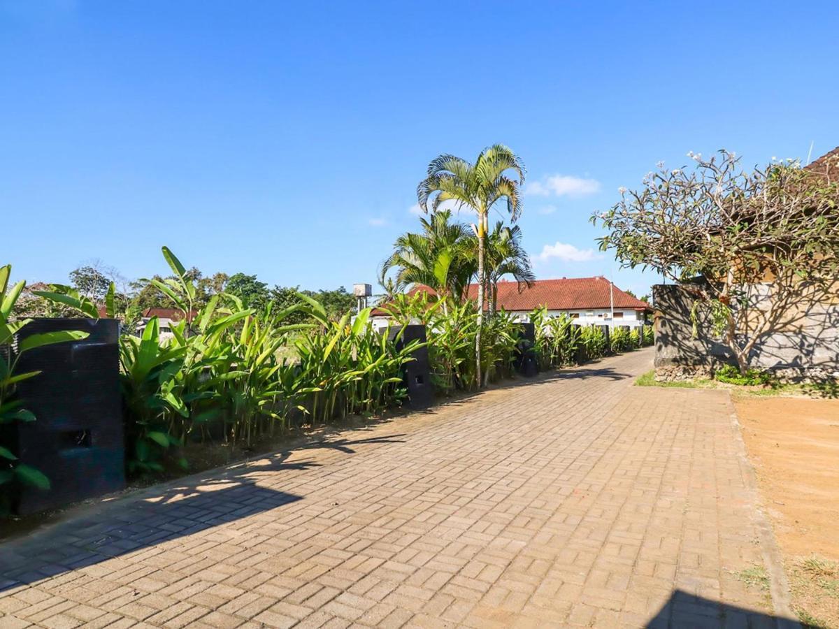 Sekar Arum Riverside Resort In Canggu ทานาล็อต ภายนอก รูปภาพ