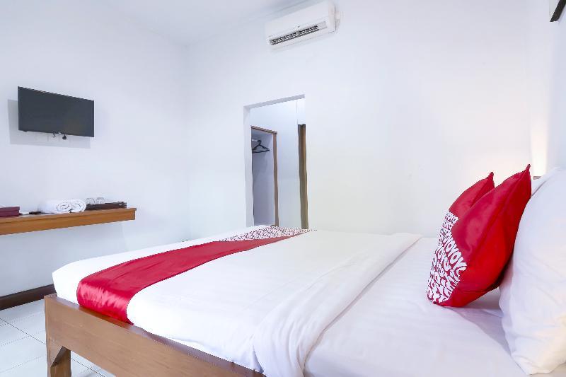 Sekar Arum Riverside Resort In Canggu ทานาล็อต ภายนอก รูปภาพ
