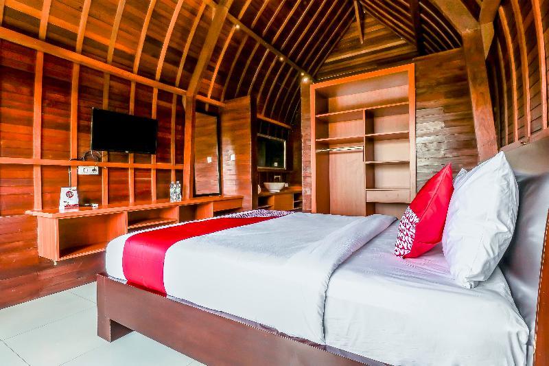 Sekar Arum Riverside Resort In Canggu ทานาล็อต ภายนอก รูปภาพ